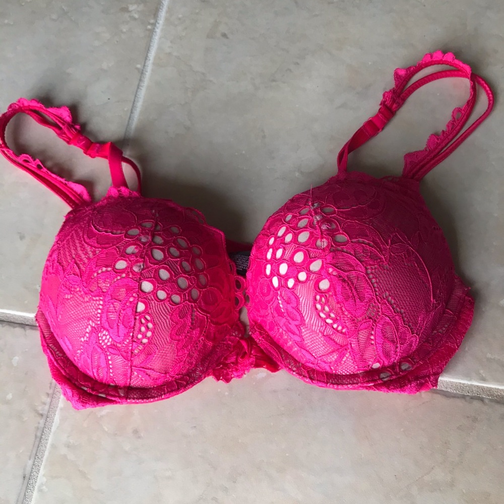 VS bombshell plunge bra